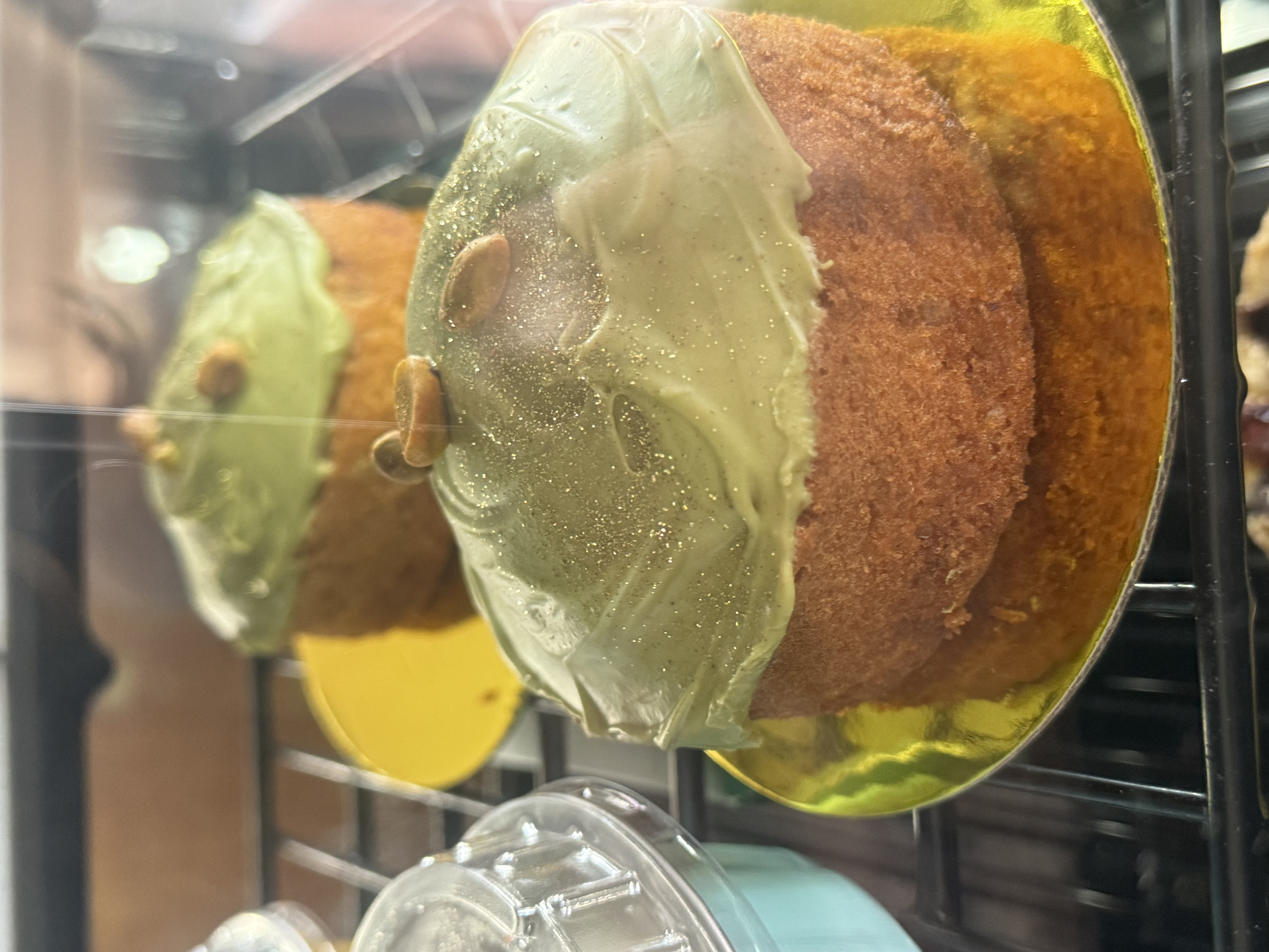 Pistachio Gold Cookie